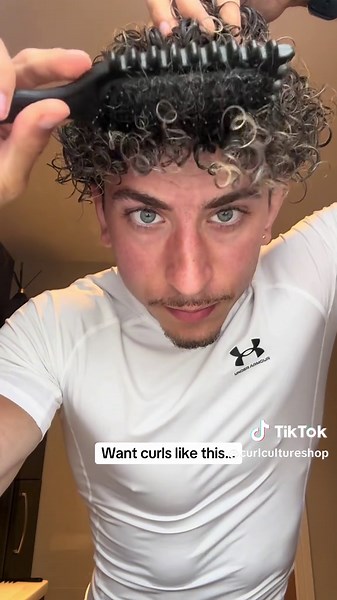 Achieve Perfect Finger Curls in Seconds