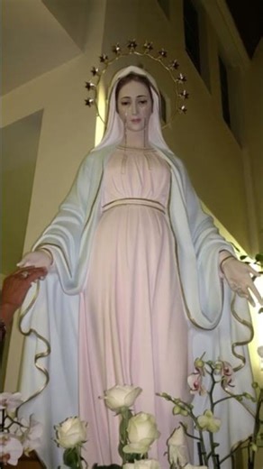¡Última hora! ¡El milagro de la Virgen María llora en directo!