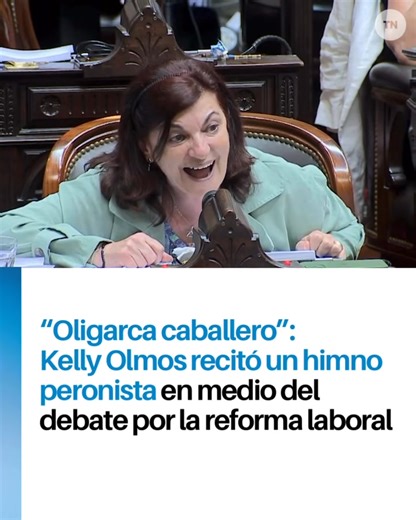 KELLY OLMOS RECITÓ UN HIMNO PERONISTA EN MEDIO DEL DEBATE POR LA REFORMA LABORAL Mientras el debate sobre la reforma laboral continúa, la exministra de Trabajo y diputada kirchnerista, Kelly Olmos, entonó una antigua canción de la resistencia peronista en plena sesión de la Cámara de Diputados. El recinto, en medio de los cruces entre oficialismo y oposición, presenció cómo la legisladora recurrió a la memoria histórica del movimiento justicialista para marcar su postura frente al pro