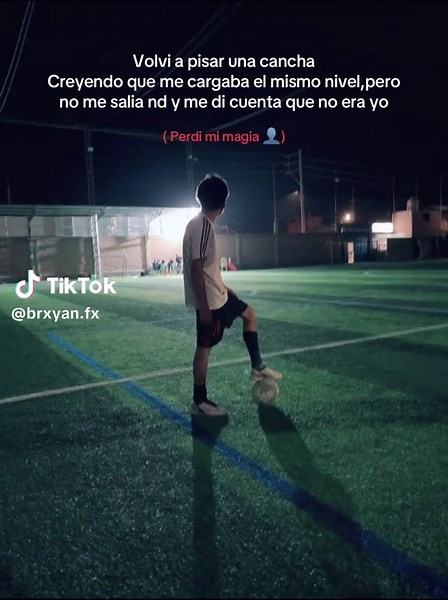 Jugando Fútbol: Cuerpo en la Cancha Sin la Mente