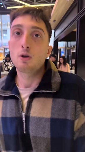 146K views · 1.5K reactions | How to make money reselling/trading Rolex watches on the streets of New York City. In this live Rolex negotiation video, I trade an Audemars Piguet reference 15500 for a Platinum Rolex Day Date. My goal is to show you how we make money here in the watch trading business. In this episode you will see a live trade negotiation and learn how to sell a timepiece. Stay tuned, you’re going to love this one. #rolex #luxurywatches #business | Vookum Flex | Facebook