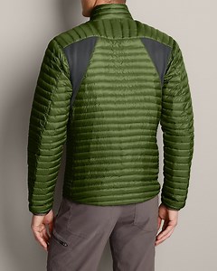 Fashion: 30% off sitewide at Eddie Bauer, save on jackets, winter gear and more