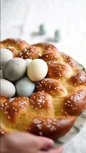 The fluffiest German Easter bread recipe! #easterbread