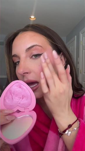 literally obsessed with these new colourpop squishy blushes💞 limited edition for the Valentine’s