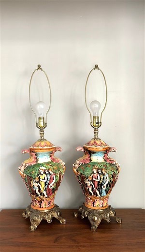 Ornate Hand-painted Capodimonte Urn Lamp: Italian Majolica Base (1930-60s) - Etsy UK
