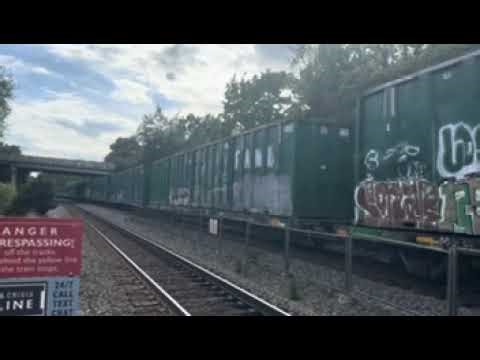 CSX 4532 leads M418 northbound at Woodbridge, VA on 10/7/25