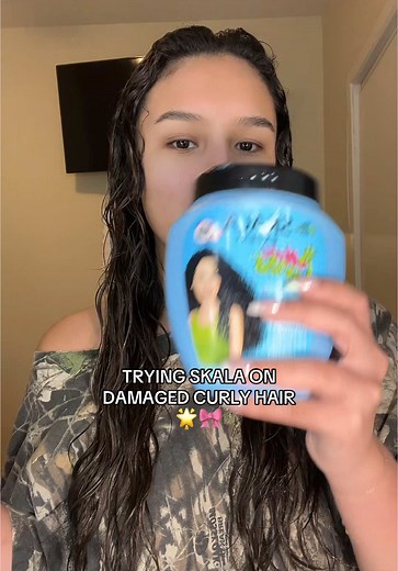 Curly Hair Routine with Skala: Tips for Damaged Curls