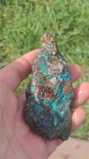 Stunning Blue Quartz Crystal | 406 Prospecting