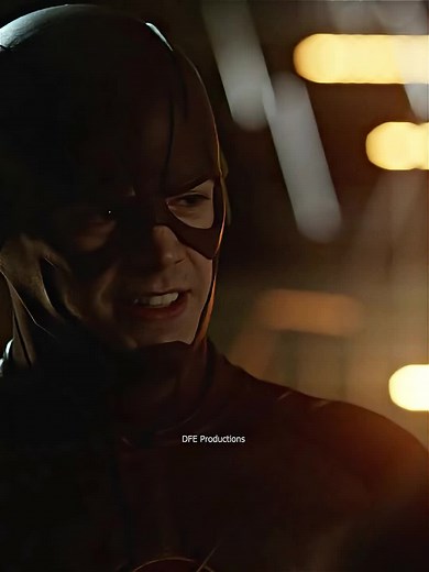 The Flash saves Team Arrow #theflash