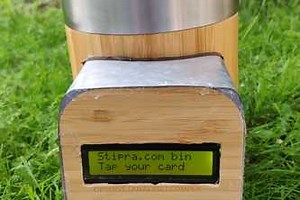 Smart bin which rewards and recycles using AI