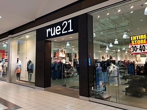 Store Closures Surge Nationwide: See List Of Retailers Shutting Doors