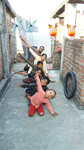 Introducing the "VitaWear SmartBand," a next-generation wearable gadget🎉