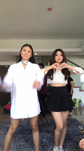 Rojean Delos Reyes (@rojean_viel)’s videos with MOMOLAND - # 朴 :)