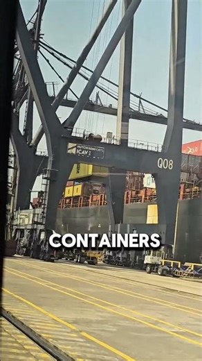 Container loading and unloading to the Vessel #containershipping #move #relocation #crane