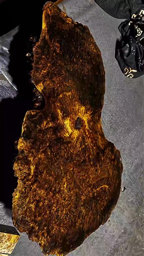 Ghafur Michael on Instagram: "(natural slab available) (Amboyna black burl)🖤 Size 55x350x600.mm"