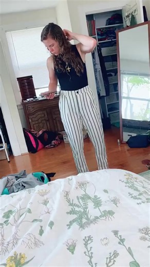 She's such a good listener 😈 #goodlistener #couple #couplegoals | HaileeandKendra