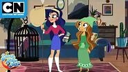 Roomies DC Super Hero Girls Cartoon Network