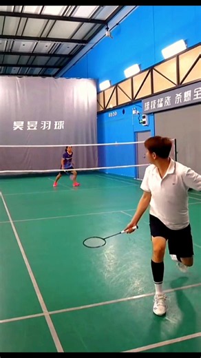 Why You’re Scared of Backhand Shots in Badminton! 😱🏸 | Backhand Footwork Secret