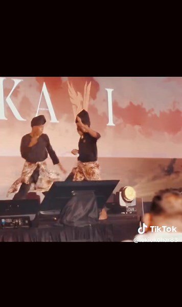 LK Pusaka Gayong sentiasa ada bersama gegar🔥🔥🔥 kita jaga kita jangan berpecah❤️❤️❤️@𝓈𝒽𝒶𝒽υՐҩ🌹 @JEBAT ZULFAR @Jebataidil @q @maikyhykal._ @ADAM/SCORPION🦂🔥 #psspgm #pendekarmudanegara #fyppppppppppppppppppppppp #ddram #lkteam