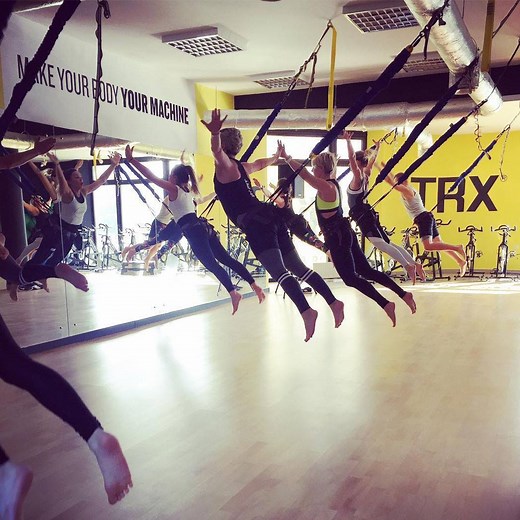 1.6M views · 1.9K reactions | These bungee cord classes will help you get that summer bod in no time  | In The Know | Facebook