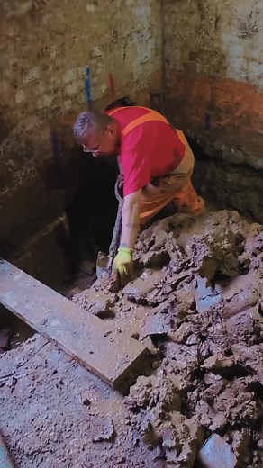 Clay. #construction #foundations #underpinning This house was built WRONG, and now the owner’s paying the price! Luckily, we are experts in fixing subsiding houses. Let us know if you need our services! | Rhino Concrete