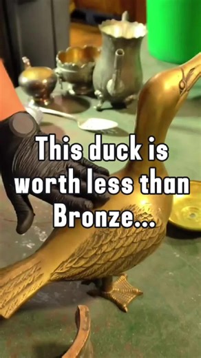 Yellow brass isn’t “bad”… it’s just worth less. Here’s how to spot red brass bronze before you sell. Full video explains what to look for how yards grade it 👉 https://loom.ly/n9K5QhE