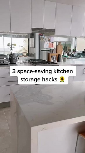 Transform Your Kitchen with These Space-Saving Storage Hacks 🌻