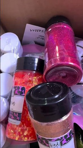 Sparkle Your Life with Kallen Grace Designs: Glitter Lady DIY Fun! ✨ #Glitter #Craft