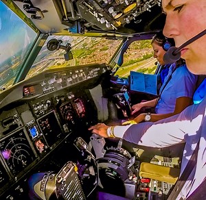 263K views · 24K reactions | ✈️ TUI Boeing 737-800 departing Brussels #boeing #boeinglovers #avgeek #avgeeks #justplanes #aviation #airlines #pilot #pilots #femalepilot #pilotlife #tuifly #brussels #brusselsairport Brussels Airport TUI fly Belgium Flightradar24.com FlightAware | Just Planes | Facebook
