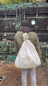 244K views · 21K reactions | This springs must have fashion accessory. The hobo rucksack . Two slipped sheet bend knots at the bottom to facilitate quick deployment. And a larks foot at to top to secure any miscellaneous items within. #diy #fasion #ropes #rope #ropeart #knots #fashionblogger #fasionaddict #rucksack #bag #baglover #hobo #lifehacks #technology #survival #survivor #bushcraft #bushcraftskill #bushcrafting #camping #campinglife #hiking #hike #tutorial | Perry trees | Facebook