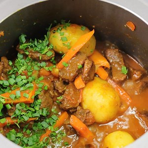 208K views · 1.9K reactions | How to make a quick and easy beef stew | Cookery Recipes | Facebook