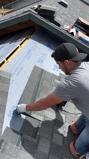 Installing a roof quick and efficient! #contractor #roofing #roofingcontractor #smallbusiness #smallbusinessowner #shingles | High Point Contracting | Facebook