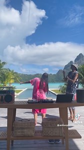 748K views · 10K reactions | Giving you the best of me Two steppin’ into the week  #FeelGoodSunday @snoopdogg #BET #WhereBlackCultureLives | BET | Facebook