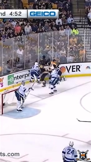 2018 HockeyFight on this day BOS • David Backes 🆚 Cedric Paquette • TB catch the whole thing on hockeyfights.com/fights/140576• #tblightning #NHLBruins #nhl #HFonthisday | hockeyfights.com