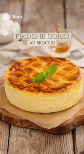 Le fiadone corse au brocciu est un dessert emblématique de la Corse : léger, fondant et délicatement parfumé au citron. Voici la recette traditionnelle corse, simple et authentique 👇 🧾 Ingrédients (pour 6 à 8 personnes) 500 g de brocciu frais (ou de ricotta si vous n’en trouvez pas) 4 œufs 150 g de sucre 1 citron non traité (zeste et un peu de jus) (Optionnel) 1 c. à soupe d’eau-de-vie corse (eau-de-vie de myrte ou de cédrat) (Optionnel) 1 sachet de sucre vanillé 👩‍🍳 Préparation 1. Préchauff