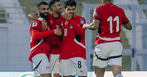 Com dois de Salah, Egito vence e se classifica para a Copa do Mundo