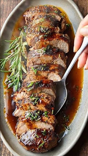 Herb-Glazed Beef Tenderloin