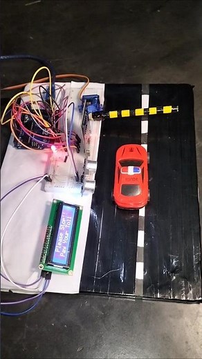 🚦 Smart Toll in Minutes — RFID Counts Cars & Opens Gates!