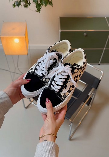 Vans Old Skool Stacked Collection: Stylish Outfit Ideas