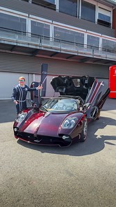 Name a prettier convertible hyper car! I’ll wait 😉 #Pagani #UtopiaRoadster #ArteinPista #ECR #Shmee150 | Shmee150