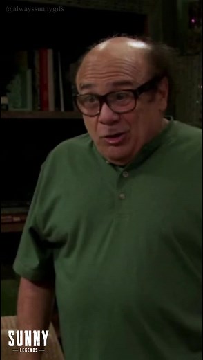 Who's gonna win the Superbowl this year? #iasip #alwayssunny #frankreynolds