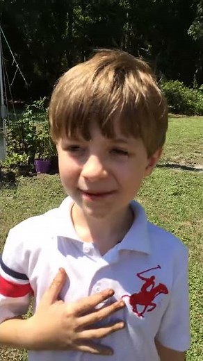 EATING a worm alive!!!