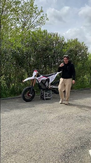 J'ai encore faillit la détruire..