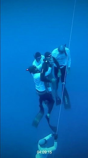 How to Hold Your Breath Underwater Longer Like a Freediver