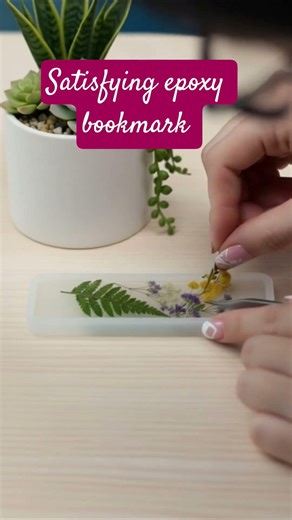 satisfying epoxy resin bookmark #diy #epoxyresin #trending #ytshorts