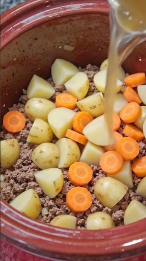 Slow Cooker Hamburger Potato Soup