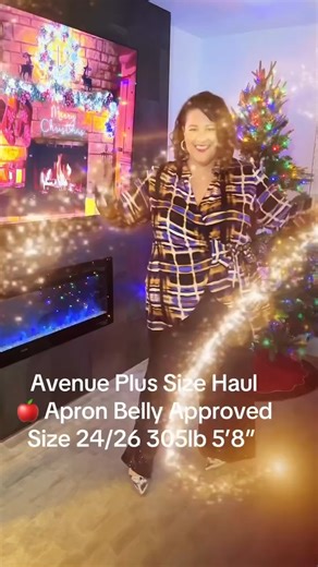 Avenue Plus Size Clothing on Instagram: "From cozy movie nights to dazzling holiday parties, @jessica_kane is serving up festive looks that shine from head to toe!"