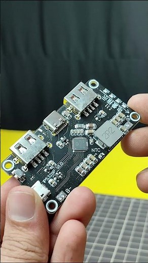 Make a FAST Charging Power Bank at Home 🔋