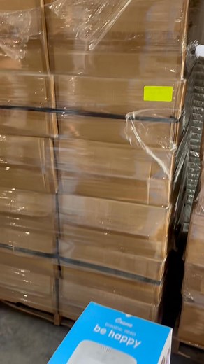 31K views · 435 reactions | More deals and bargains today at Ten Mile! 11-20-2025 | Alot Less Factory Outlet | Facebook