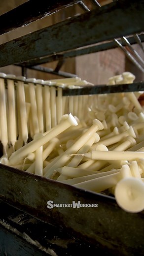 Smartest Workers on Instagram: "How Candles Are Made: A Step-by-Step Factory Tour"